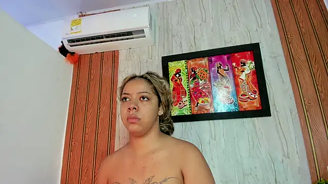 Alika01 online show from March 31, 2026, 2:28 pm