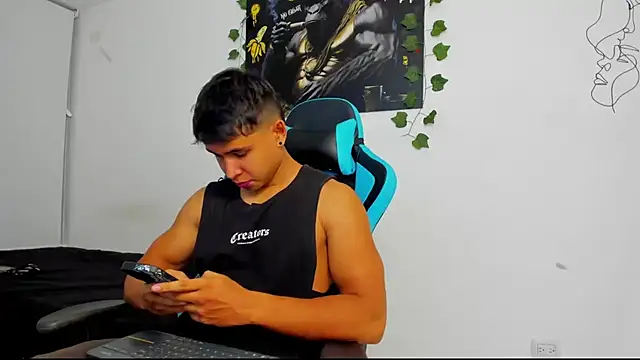 Snapshot of Bray_Kevin chatting on January 29, 2025, 12:43 am Bray Kevin online show from January 29, 2025, 12:43 am