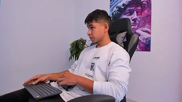 Snapshot of Bray_Kevin chatting on February 4, 2025, 2:53 pm Bray Kevin online show from February 4, 2025, 2:53 pm