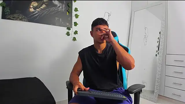 Snapshot of Bray_Kevin chatting on February 26, 2025, 11:26 pm Bray Kevin online show from February 26, 2025, 11:26 pm