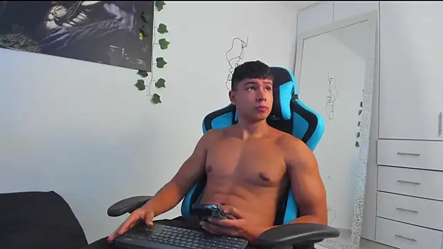 Snapshot of Bray_Kevin chatting on February 28, 2025, 4:53 pm Bray Kevin online show from February 28, 2025, 4:53 pm