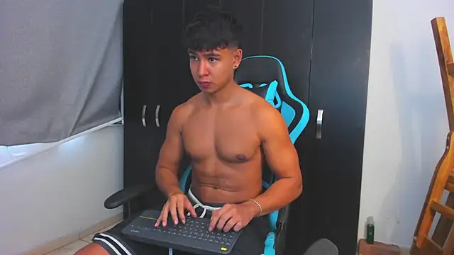 Snapshot of Bray_Kevin chatting on November 29, 2025, 2:53 pm Bray Kevin online show from November 29, 2025, 2:53 pm