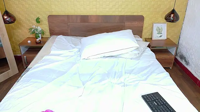 Mrs booty online show from January 6, 2025, 6:10 pm