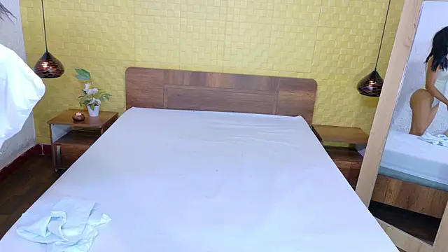 Mrs booty online show from September 25, 2025, 2:10 pm