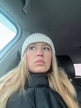 StasyWood online show from February 20, 2026, 1:57 am