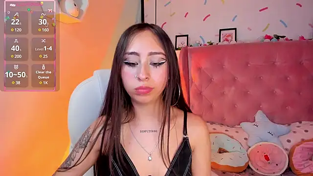 Snapshot of _cloe_martinez chatting on December 5, 2024, 10:12 pm cloe martinez online show from December 5, 2024, 10:12 pm