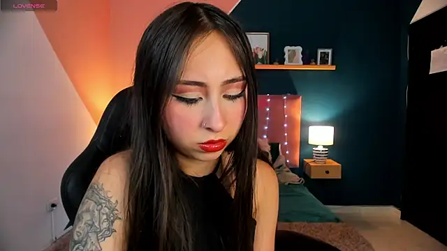 Snapshot of _cloe_martinez chatting on January 29, 2025, 11:46 pm cloe martinez online show from January 29, 2025, 11:46 pm