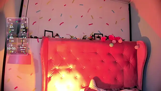 Snapshot of _cloe_martinez chatting on February 21, 2025, 11:32 pm cloe martinez online show from February 21, 2025, 11:32 pm