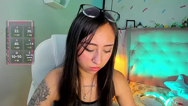 Snapshot of _cloe_martinez chatting on February 22, 2025, 10:20 pm cloe martinez online show from February 22, 2025, 10:20 pm