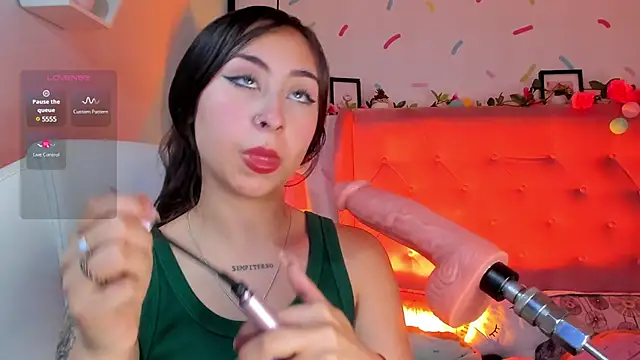 Snapshot of _cloe_martinez chatting on March 5, 2025, 9:26 pm cloe martinez online show from March 5, 2025, 9:26 pm