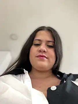 Natalia Cleark09 online show from February 4, 2026, 3:18 pm