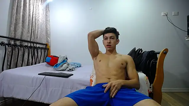 Snapshot of Iam_yourbabyprincess_XD chatting on February 18, 2025, 4:37 am Iam yourbabyprincess XD online show from February 18, 2025, 4:37 am