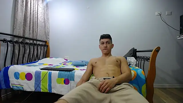 Snapshot of Iam_yourbabyprincess_XD chatting on March 3, 2025, 5:20 am Iam yourbabyprincess XD online show from March 3, 2025, 5:20 am