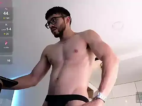 Phantom Bigger1 online show from December 5, 2025, 3:41 pm