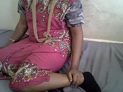 Crystal  Gee online show from March 6, 2025, 7:36 am