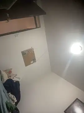 Scarletleon77 online show from January 16, 2026, 9:52 pm