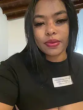 Snapshot of PUSHYLATE chatting on April 7, 2026, 1:22 pm PUSHYLATE online show from April 7, 2026, 1:22 pm