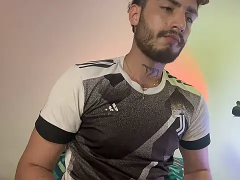 Snapshot of axel_giracr chatting on December 14, 2024, 11:56 pm axel giracr online show from December 14, 2024, 11:56 pm