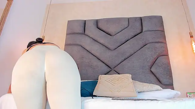 Liinda Saenz online show from January 15, 2026, 11:26 am