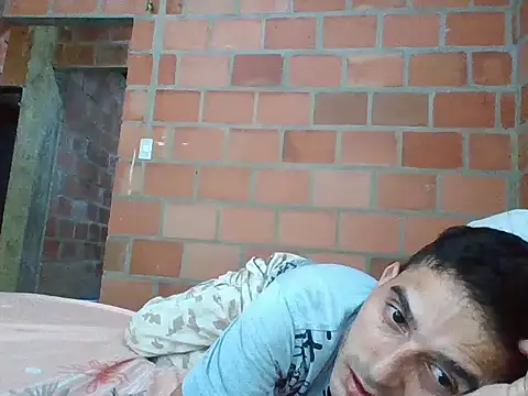 Snapshot of jhonnyhot_69 chatting on February 19, 2026, 7:32 pm jhonnyhot 69 online show from February 19, 2026, 7:32 pm