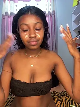 hot daily online show from November 22, 2025, 1:43 pm