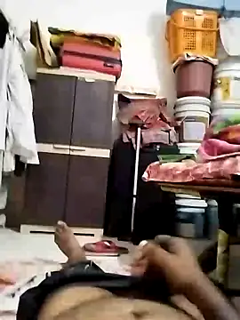 findmemylove online show from January 8, 2025, 7:56 pm