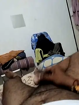 findmemylove online show from October 1, 2025, 10:16 pm