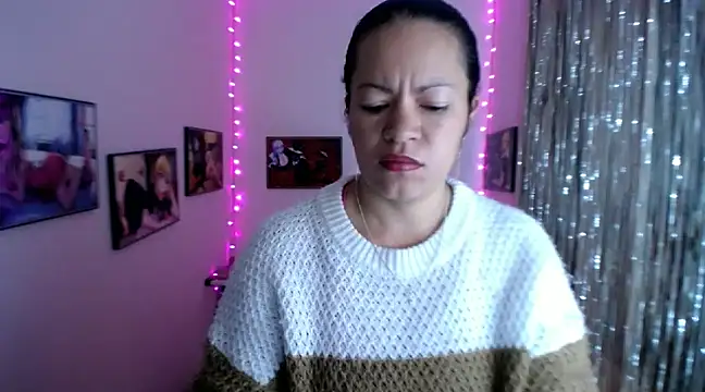 Cristal w online show from February 18, 2025, 3:10 pm