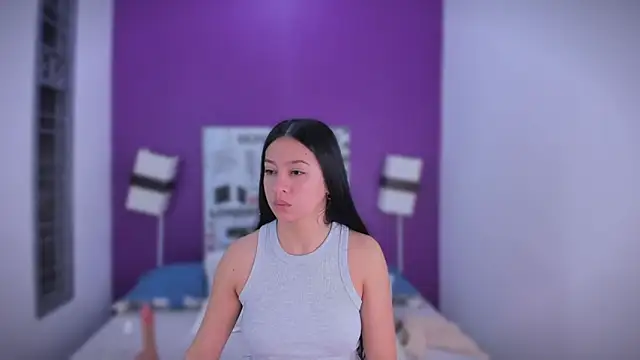 Lila Pinky online show from September 19, 2025, 12:06 pm