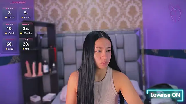 Lila Pinky online show from October 7, 2025, 12:13 pm