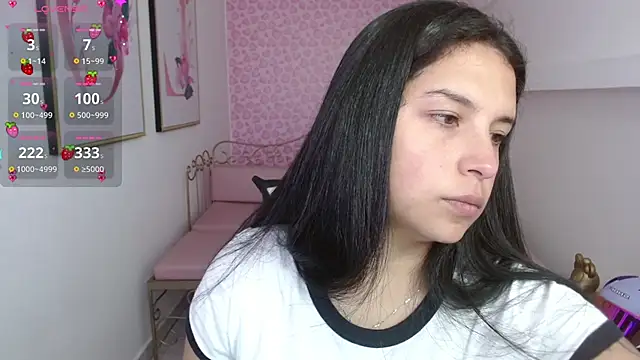 Snapshot of Small_naughty_ chatting on June 2, 2026, 1:13 pm Small naughty online show from June 2, 2026, 1:13 pm