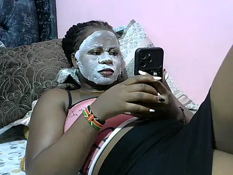 Snapshot of slender-qwene chatting on February 16, 2026, 8:27 pm slender-qwene online show from February 16, 2026, 8:27 pm
