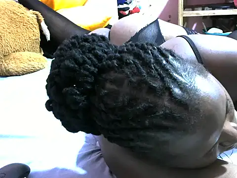 Snapshot of slender-qwene chatting on February 22, 2026, 8:18 pm slender-qwene online show from February 22, 2026, 8:18 pm