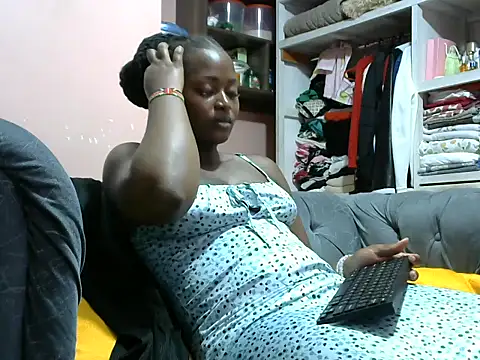 Snapshot of slender-qwene chatting on May 15, 2026, 9:11 pm slender-qwene online show from May 15, 2026, 9:11 pm