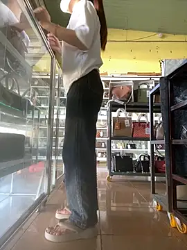 Rosa 998 online show from October 18, 2025, 12:57 am