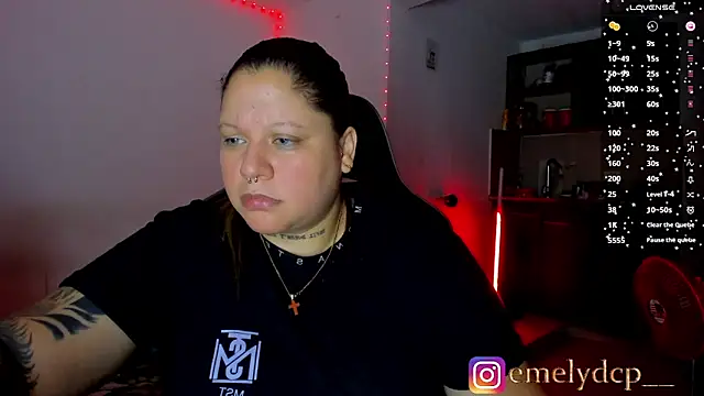 Snapshot of mariana_maze chatting on April 30, 2026, 8:31 am mariana maze online show from April 30, 2026, 8:31 am