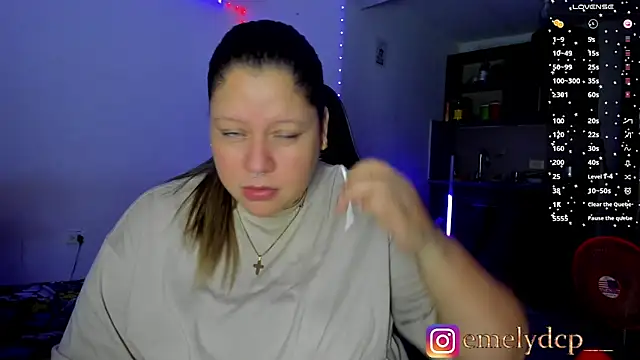 Snapshot of mariana_maze chatting on May 5, 2026, 8:00 am mariana maze online show from May 5, 2026, 8:00 am