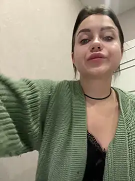Snapshot of ellie_ssexy chatting on December 27, 2024, 4:47 am ellie ssexy online show from December 27, 2024, 4:47 am
