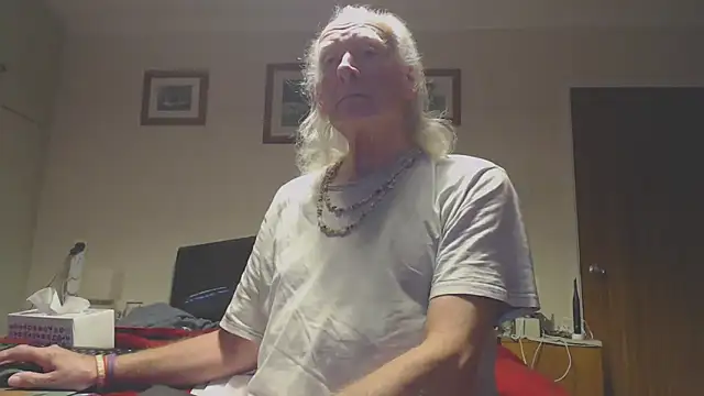 WaverlyKernow online show from December 23, 2025, 8:01 am