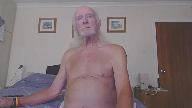 Snapshot of WaverlyKernow chatting on June 27, 2026, 9:14 am WaverlyKernow online show from June 27, 2026, 9:14 am