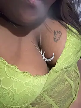 Snapshot of MedusaHot69 chatting on February 18, 2026, 9:55 pm MedusaHot69 online show from February 18, 2026, 9:55 pm