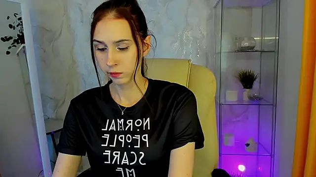 Snapshot of ArmiEri chatting on November 9, 2025, 6:39 pm ArmiEri online show from November 9, 2025, 6:39 pm