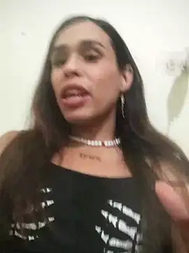 pretty ariiel online show from June 30, 2026, 12:55 am