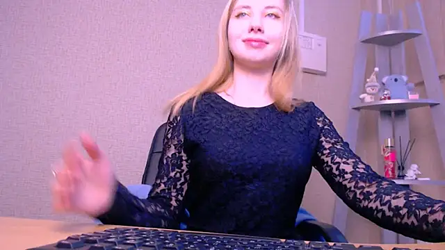 AliceFire  online show from February 27, 2025, 8:28 am