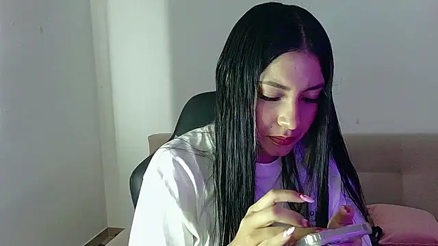 Snapshot of Lia_14_ chatting on April 25, 2026, 5:10 pm Lia 14 online show from April 25, 2026, 5:10 pm