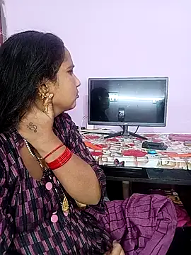 reemacouple007 online show from February 3, 2026, 5:27 am