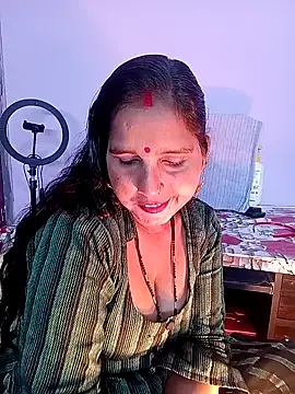 reemacouple007 online show from February 11, 2026, 8:08 am