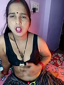 reemacouple007 online show from February 13, 2026, 5:31 pm