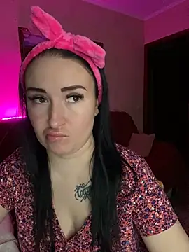 Snapshot of Roxana_Bell chatting on February 25, 2025, 3:27 pm Roxana Bell online show from February 25, 2025, 3:27 pm