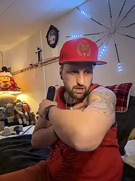 BobbyQ29 online show from December 17, 2025, 2:06 am